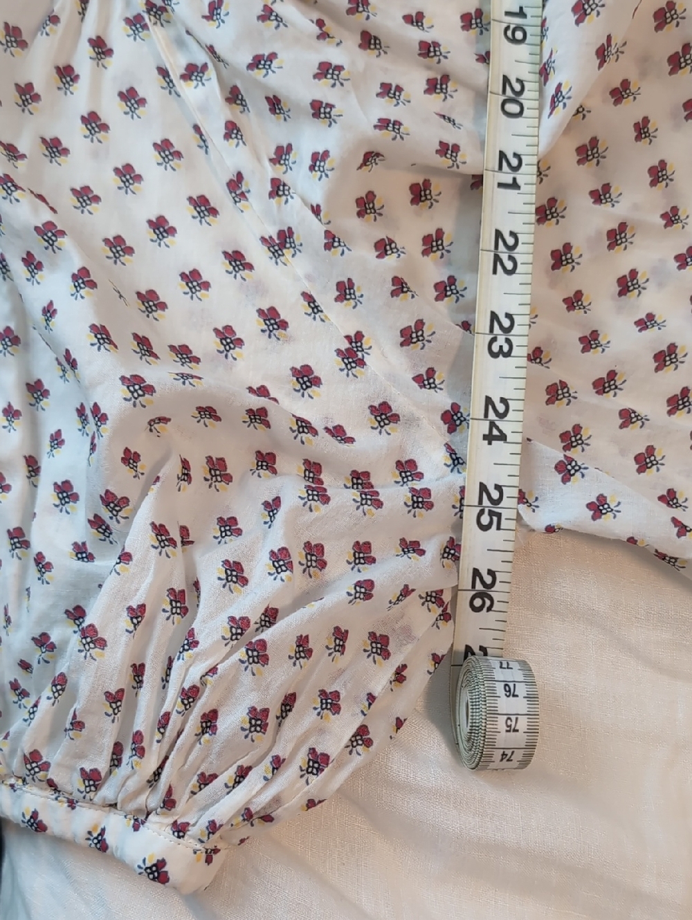 GAP x Doen Cream Button-Front Blouse with Red Floral Motif XS - Picture 8 of 9